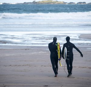 Bunk Campers - surfing in Ireland - Al Mennie